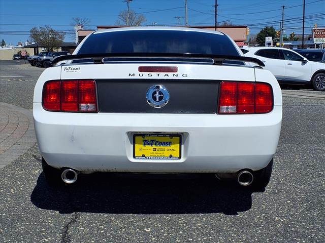 2005 Ford Mustang 