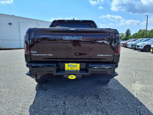 2025 GMC Sierra EV Denali