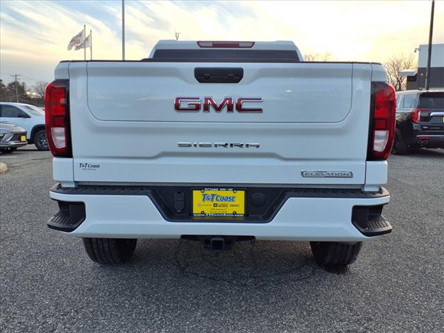 2025 GMC Sierra 1500 Elevation