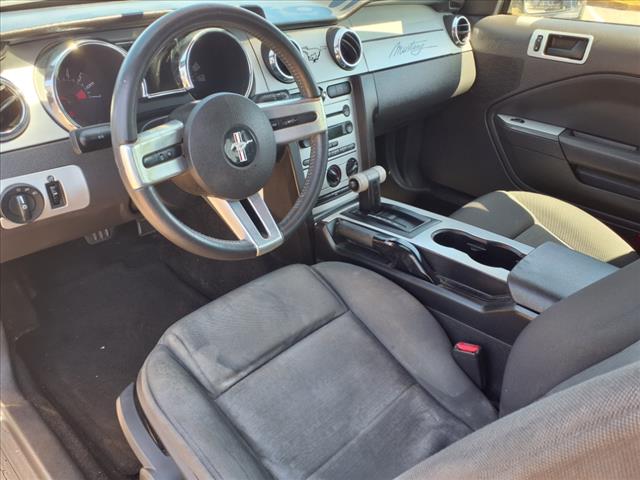 2005 Ford Mustang 