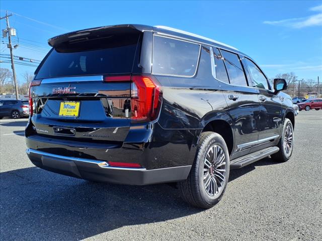 2025 GMC Yukon Elevation