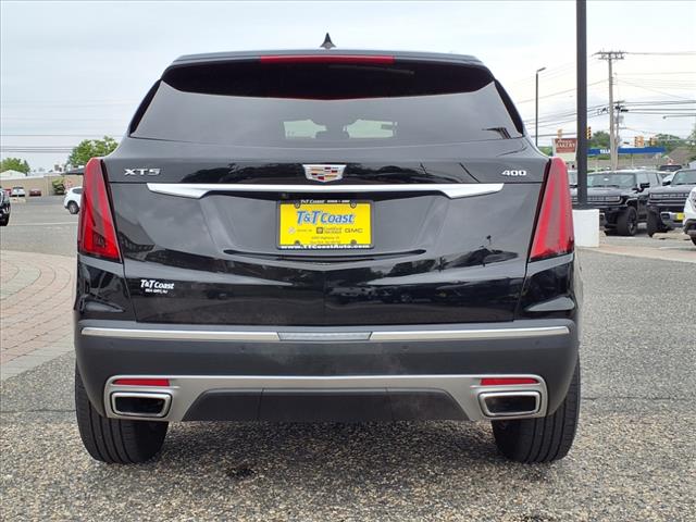 2022 Cadillac XT5 Premium Luxury