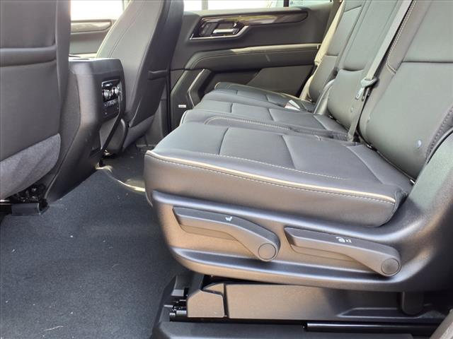 2025 GMC Yukon Elevation