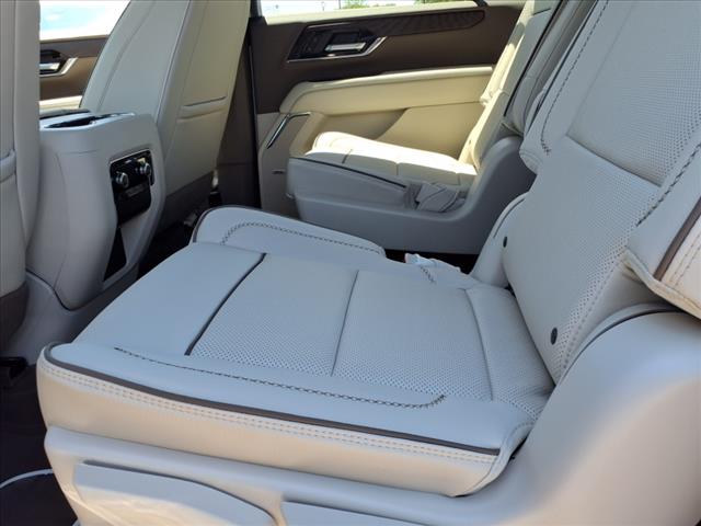 2025 GMC Yukon XL 