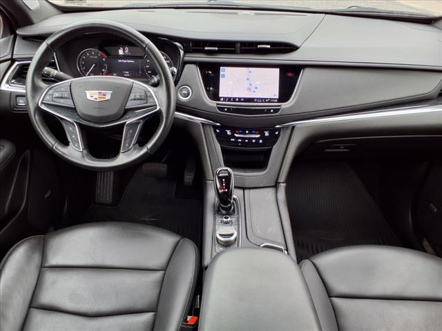 2022 Cadillac XT5 Premium Luxury