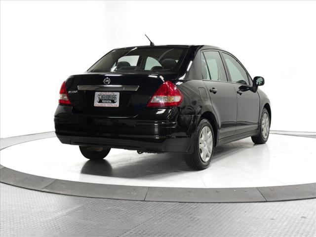 2011 Nissan Versa 1.8 S