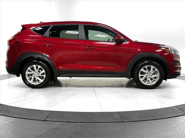 2021 Hyundai TUCSON SE