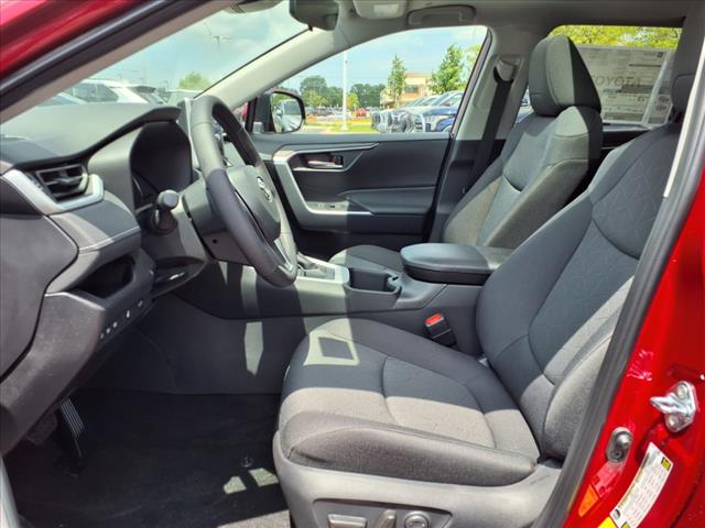 2025 Toyota RAV4 XLE SUV AWD
