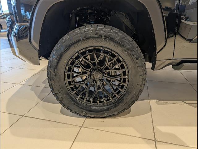 2025 Toyota Tundra SR5 CREWMAX