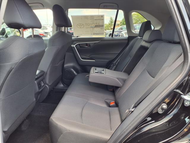 2025 Toyota RAV4 LE SUV AWD