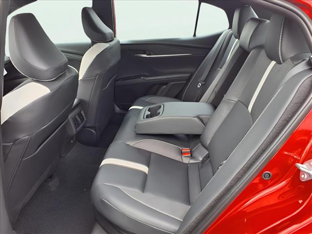 2025 Toyota Camry SE AWD