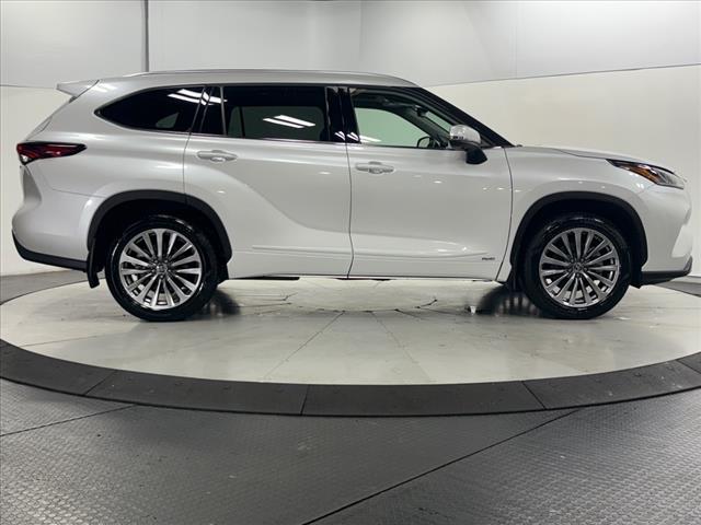 2025 Toyota Highlander Hybrid HYBRID LIMITED 25