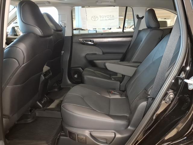 2025 Toyota Highlander LTD I4T AWD