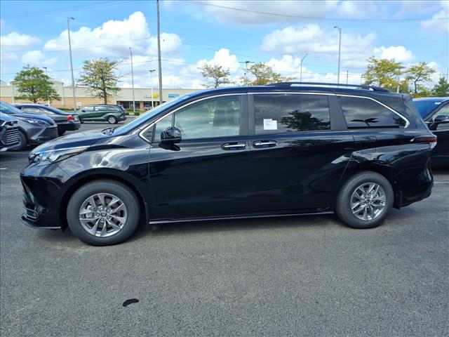 2025 Toyota Sienna XLE 7PSGR AWD