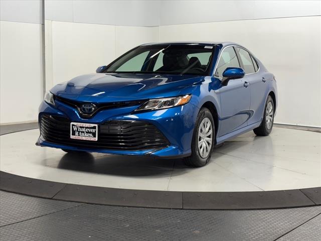 2020 Toyota Camry Hybrid HYBRID LE