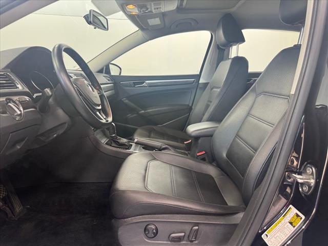 2018 Volkswagen Passat 2.0T SE