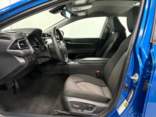 2020 Toyota Camry Hybrid HYBRID LE