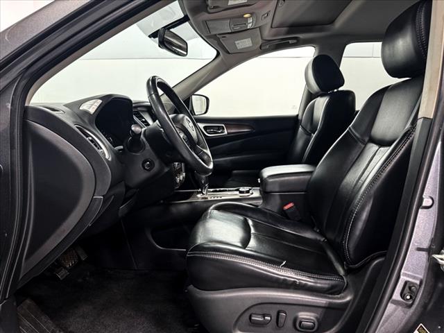 2018 Nissan Pathfinder PLATINUM