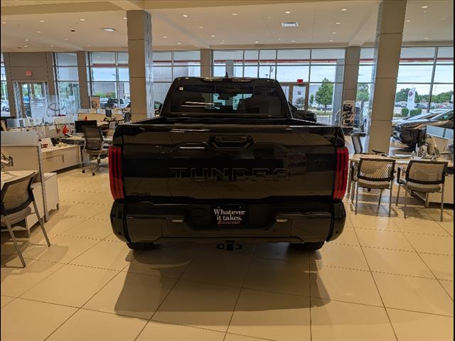2025 Toyota Tundra SR5 CREWMAX