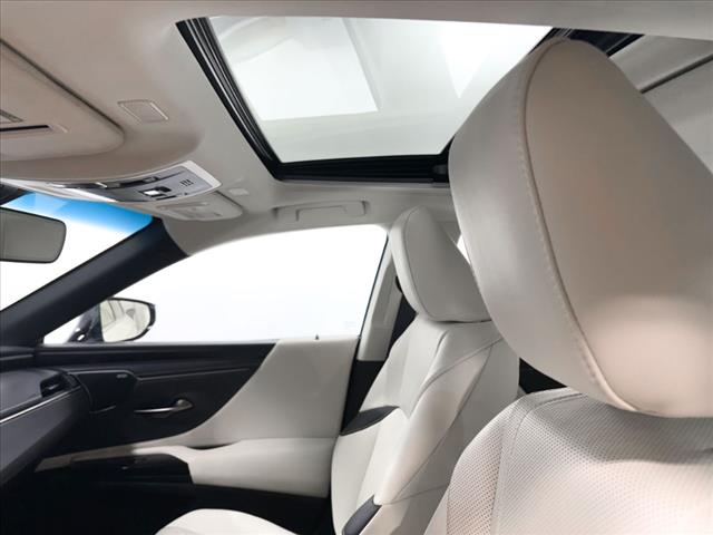 2022 Lexus ES 300h ES 300H ULTRA LUX