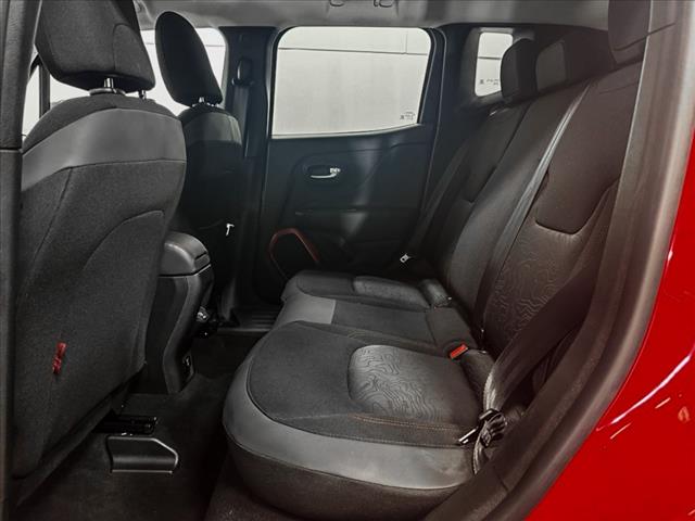 2019 Jeep Renegade TRAILHAWK