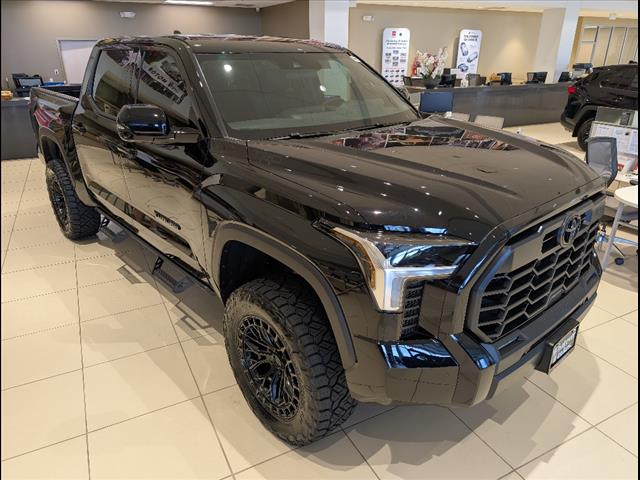 2025 Toyota Tundra SR5 CREWMAX