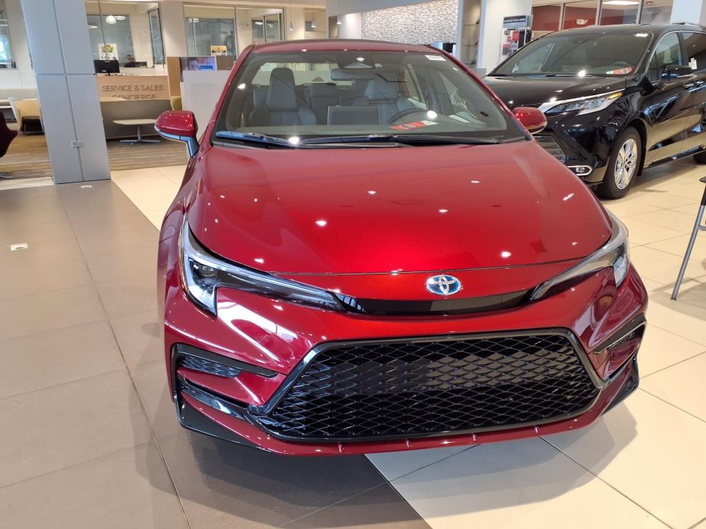 2025 Toyota Corolla Hybrid SE photo 7