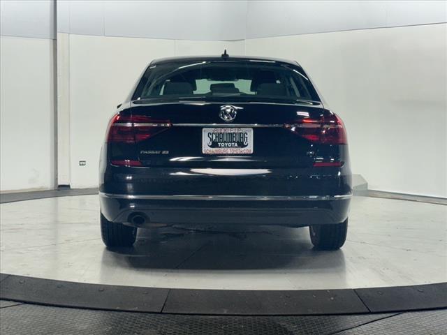 2018 Volkswagen Passat 2.0T SE