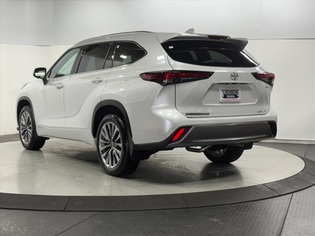 2025 Toyota Highlander Hybrid HYBRID LIMITED 25