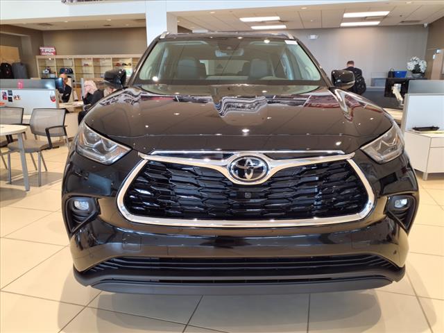 2025 Toyota Highlander LTD I4T AWD