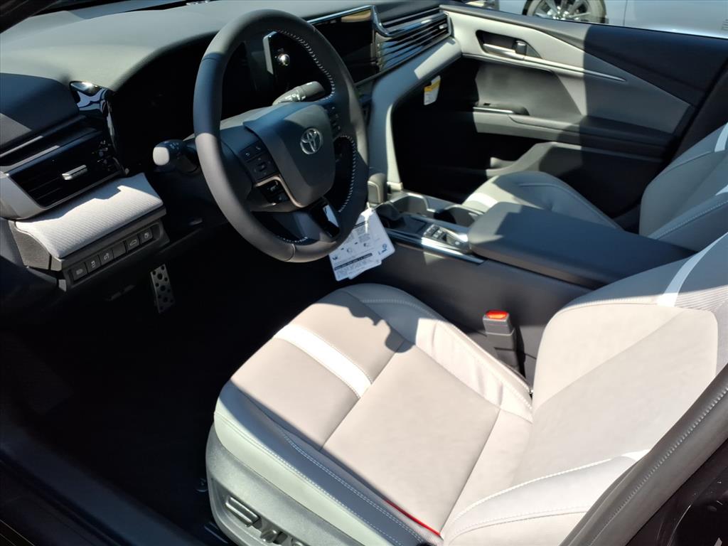 2026 Toyota Camry SE photo 9