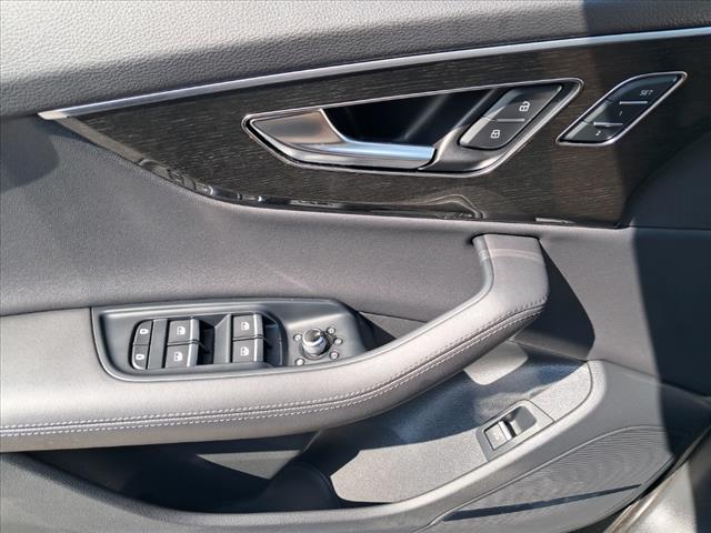 2023 Audi Q7 quattro Premium Plus 45 TFSI