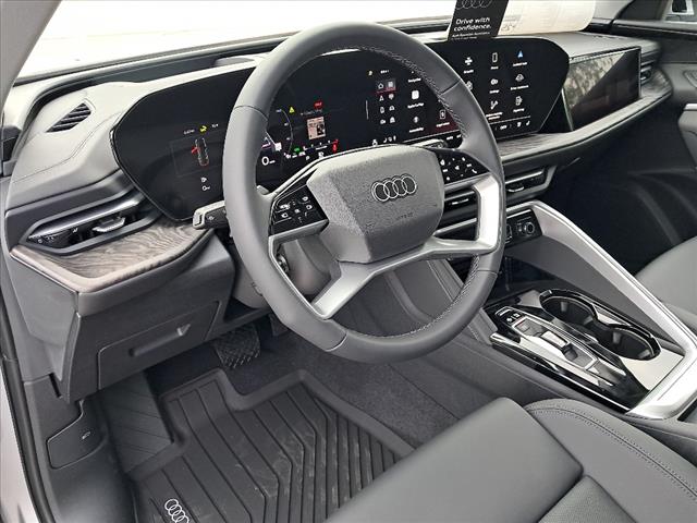 2025 Audi Q5 2.0T quattro Premium