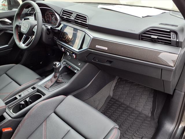 2025 Audi Q3 45 S line quattro Premium