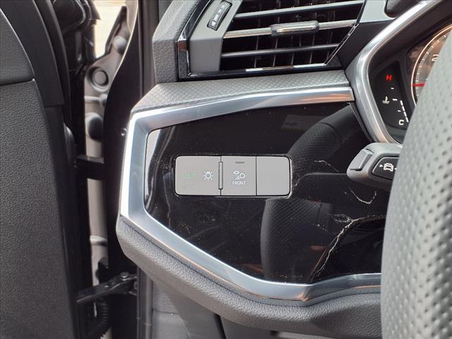 2025 Audi Q3 45 S line quattro Premium