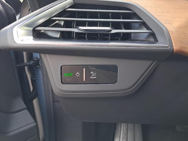 2022 Audi e-tron GT quattro Premium Plus