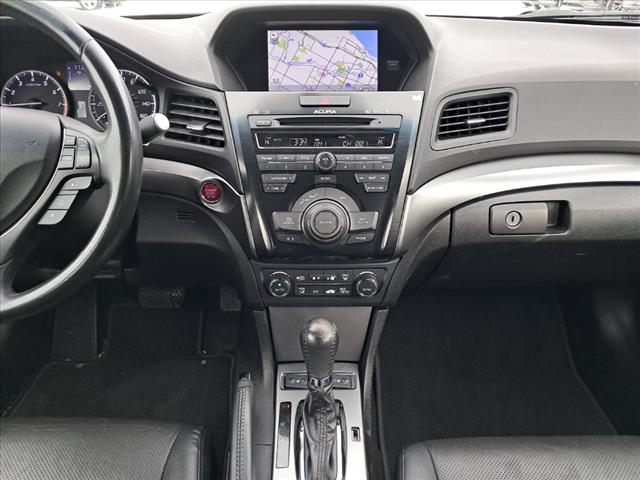 2013 Acura ILX 2.0L w/Tech