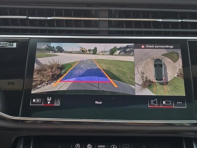2023 Audi Q8 quattro Premium 55 TFSI