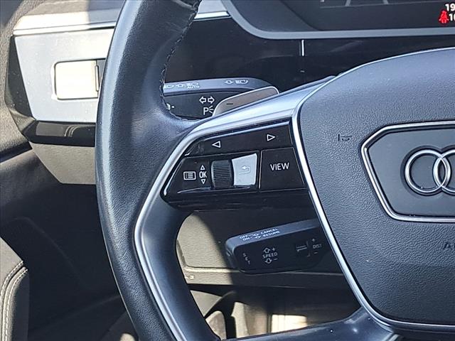 2023 Audi e-tron quattro Premium