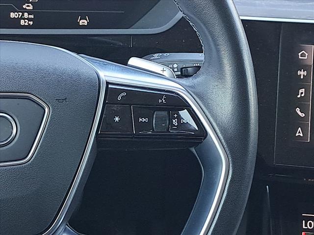 2023 Audi e-tron quattro Premium