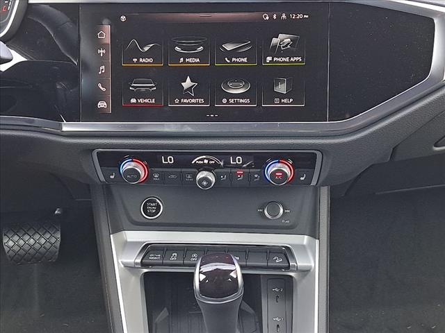 2025 Audi Q3 45 S line quattro Premium
