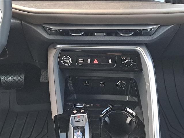 2025 Audi Q5 Sportback 2.0T Premium
