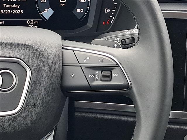2025 Audi Q3 45 S line quattro Premium