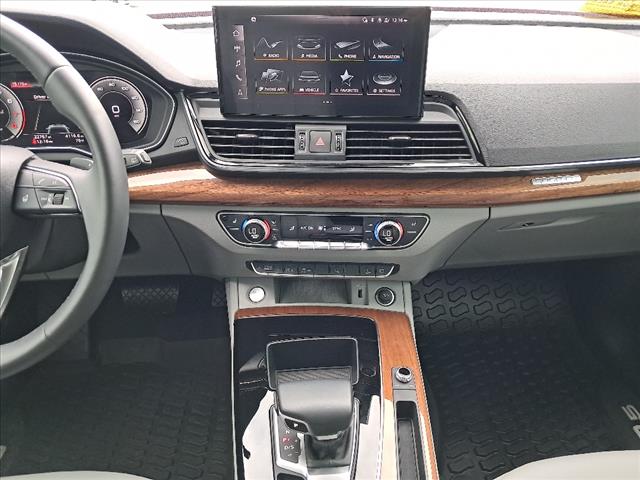 2022 Audi Q5 quattro S line Prem Plus 45 TFSI
