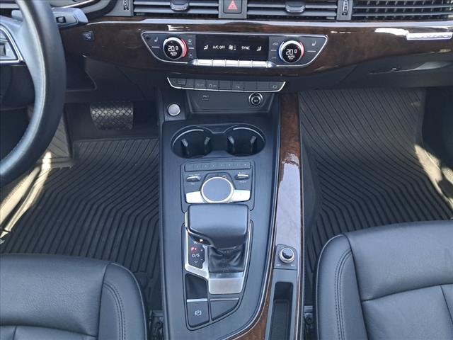 2019 Audi A4 quattro Premium Plus 45 TFSI