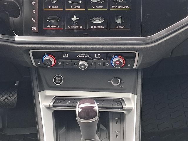2025 Audi Q3 45 S line quattro Premium