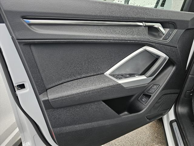 2025 Audi Q3 45 S line quattro Premium