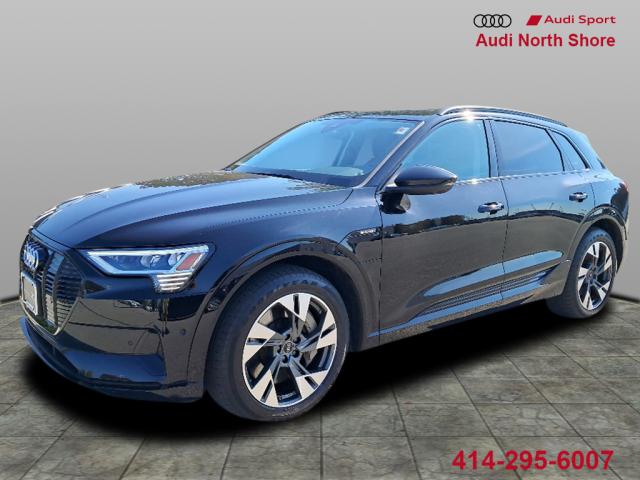 2023 Audi e-tron quattro Premium