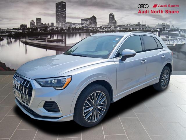 2022 Audi Q3 quattro Premium 40 TFSI