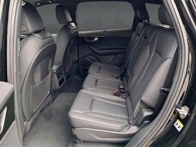 2025 Audi Q7 55 quattro Premium
